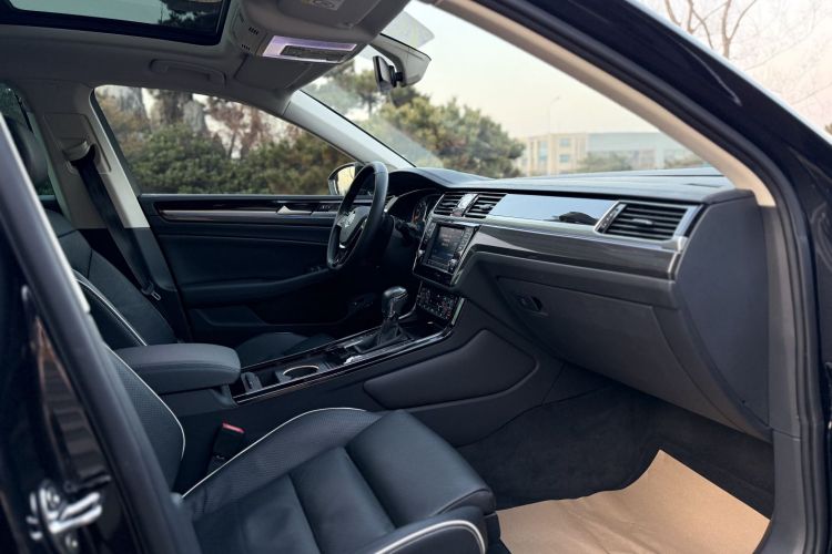 大众 辉昂 2016款 480 V6 四驱至尊版局部细节22