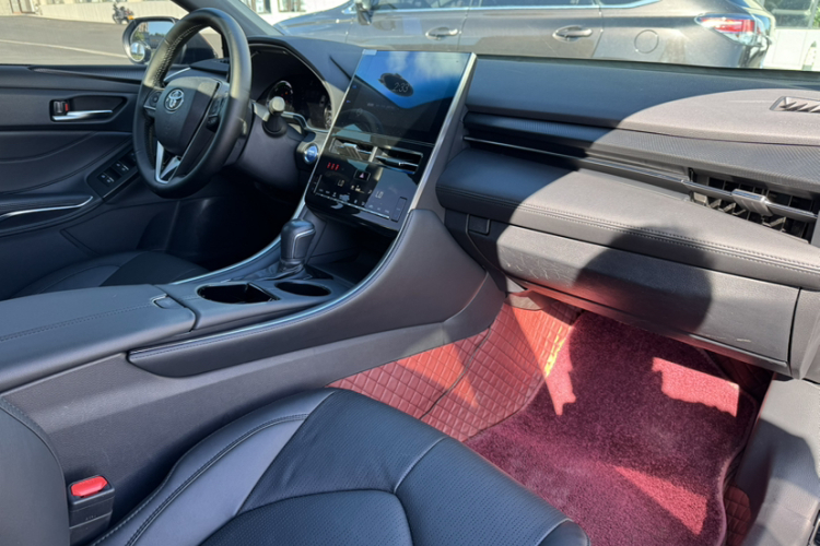 丰田 亚洲龙 2022款 双擎 2.5L 豪华版中控内饰7009