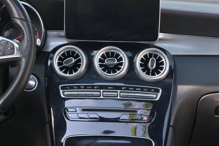 奔驰GLC轿跑 AMG 2017款 AMG GLC 43 4MATIC 轿跑SUV中控内饰7003