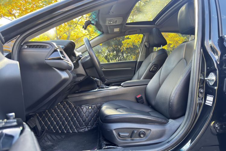 丰田 凯美瑞 2022款 2.0GVP 领先版局部细节19