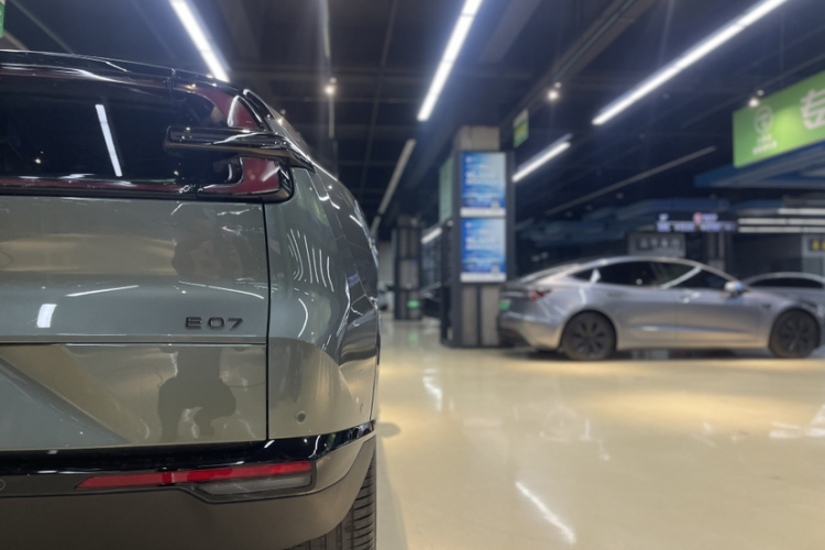 长安启源E07 2025款 增程 两驱 39kWh Max智驾版车身外观6004