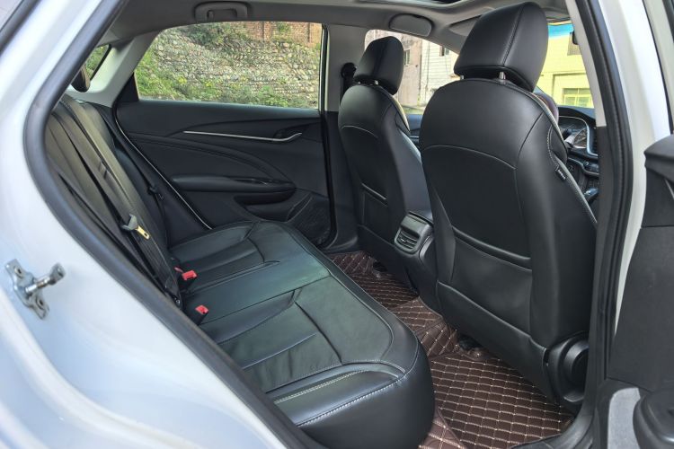 别克 英朗 2016款 15N 自动豪华型局部细节9012