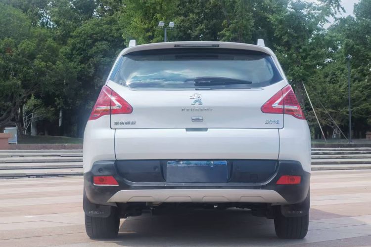 标致3008 2015款 2.0L 自动潮流版车身外观6008