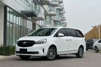 别克GL8 2022款 陆上公务舱 652T 豪华型