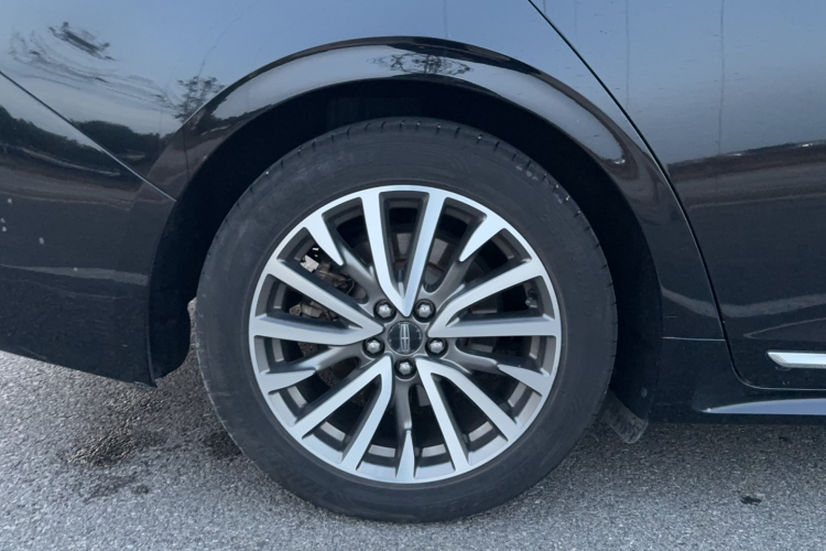 林肯大陆 2018款 2.0T 两驱尊雅版车身外观6004