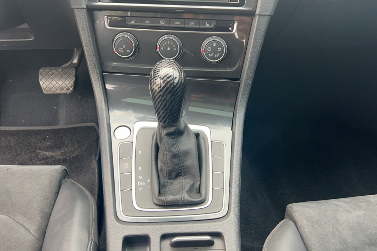 大众 高尔夫 2019款 280TSI DSG豪华型 国VI局部细节18