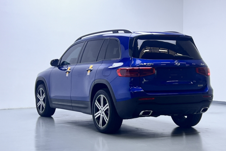 奔驰GLB 2024款 GLB 220 4MATIC车身外观6010