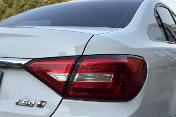 长城C50 2014款 升级版 1.5T 手动时尚型车身外观6003