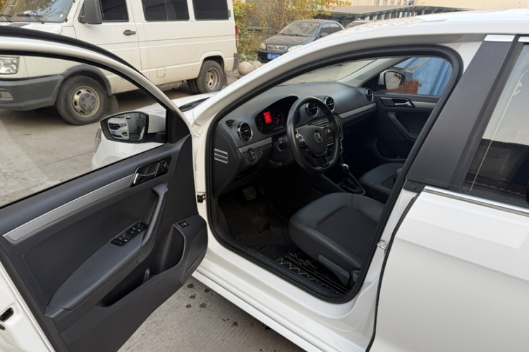 大众 捷达 2017款 1.5L 自动舒适型中控内饰7004