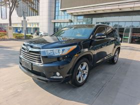 丰田 汉兰达 2017款 2.0T 四驱豪华版 7座