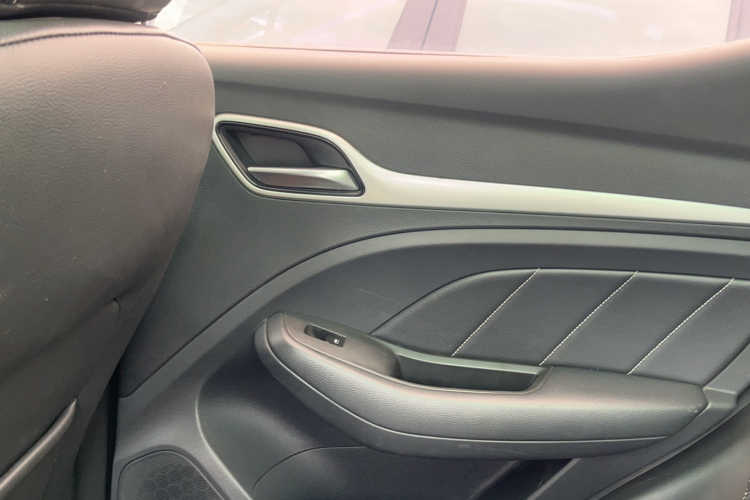 名爵ZS 2018款 1.5L 自动豪华版 国V中控内饰7009