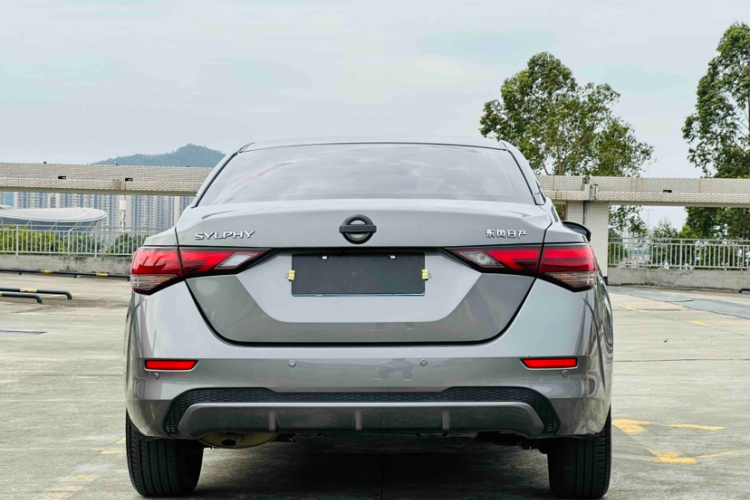 日产 轩逸 2022款 1.6L XL CVT悦享版车身外观6003