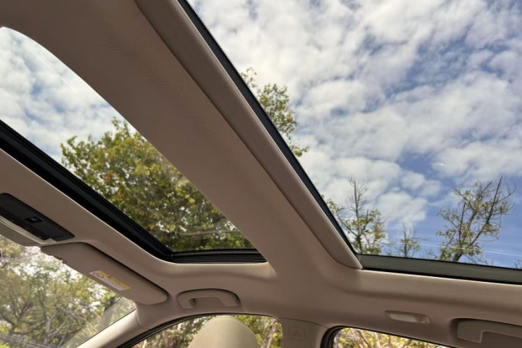 日产 天籁 2020款 2.0L XL 舒适版中控内饰7011