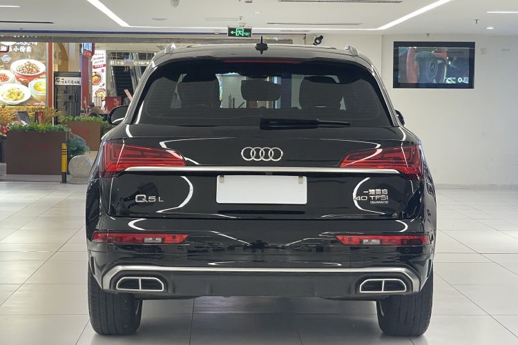 奥迪Q5L 2022款 改款 40T 豪华动感型车身外观6006