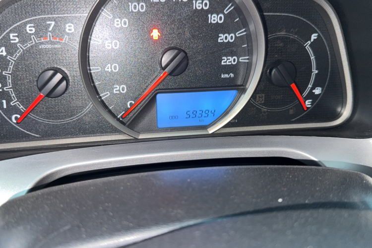 丰田 RAV4荣放 2016款 2.0L CVT两驱都市版 国V中控内饰15