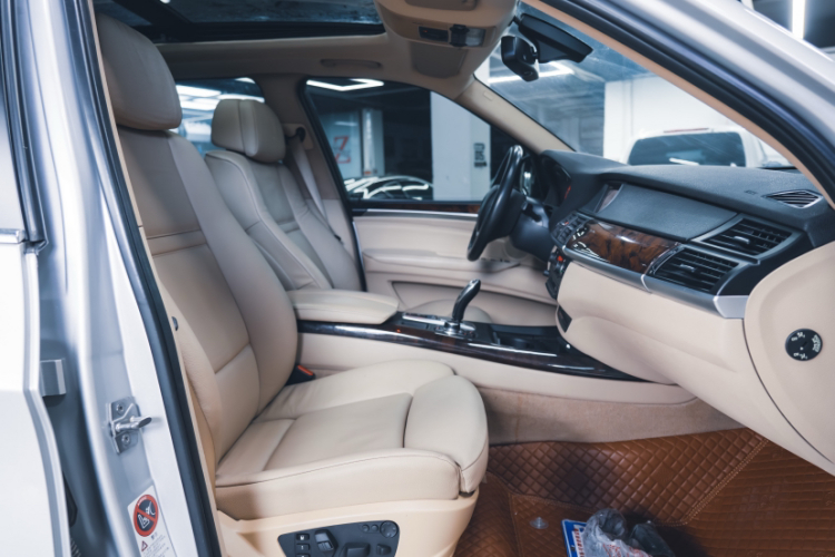 宝马X5(进口) 2011款 xDrive50i 领先型车身外观6006