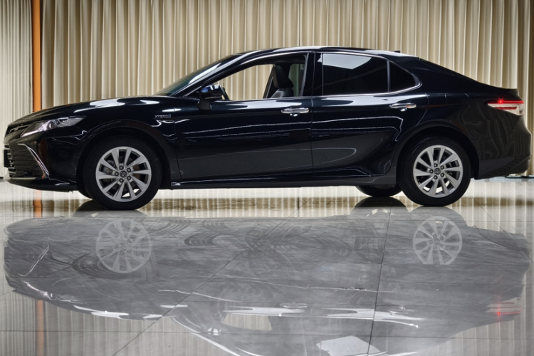 丰田 凯美瑞 2023款 双擎 2.5HGVP 领先版车身外观6008