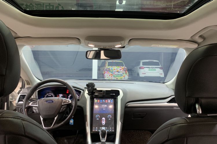 福特 蒙迪欧 2013款 1.5L GTDi180时尚型中控内饰7005