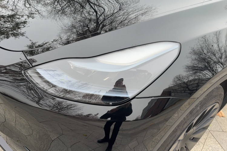 特斯拉 Model Y 2023款 后轮驱动版车身外观6006