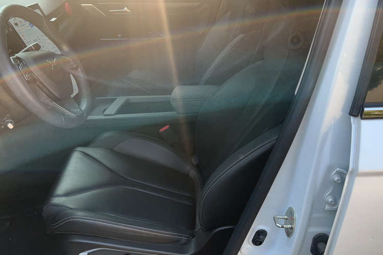 小鹏G3 2022款 G3i 460N+中控内饰7001