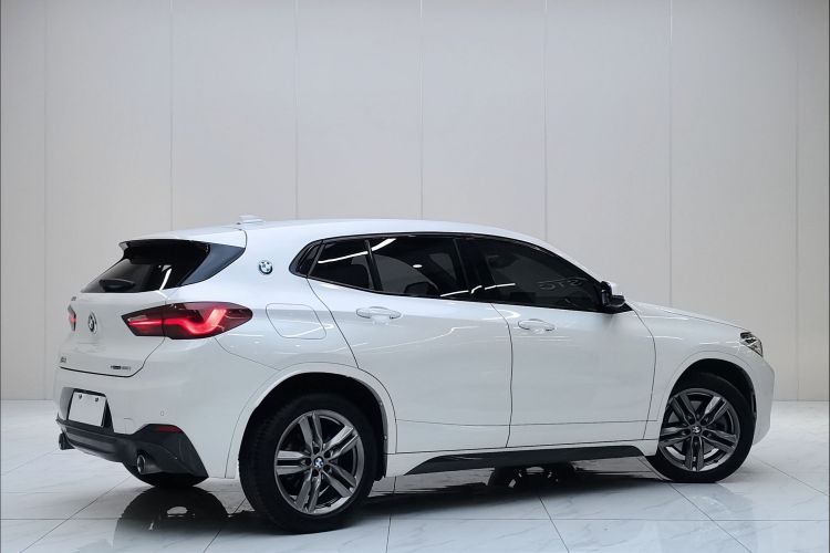 宝马X2 2021款 sDrive25i M运动套装车身外观6004