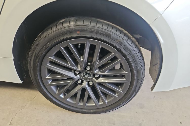 丰田 凌尚 2023款 2.0L 豪华版车身外观6009