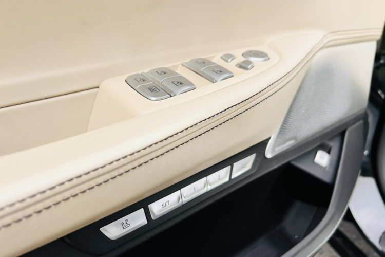 宝马7系 2017款 740Li xDrive 豪华型中控内饰7004