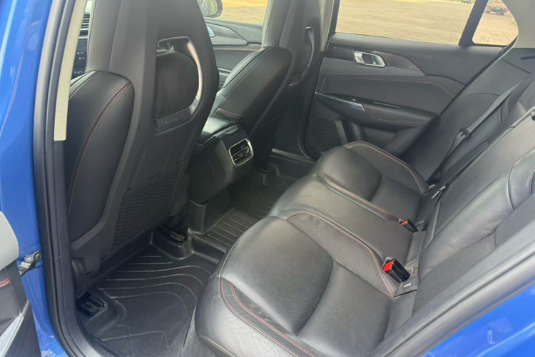 领克02 2018款 1.5T DCT两驱劲版 国V中控内饰7003