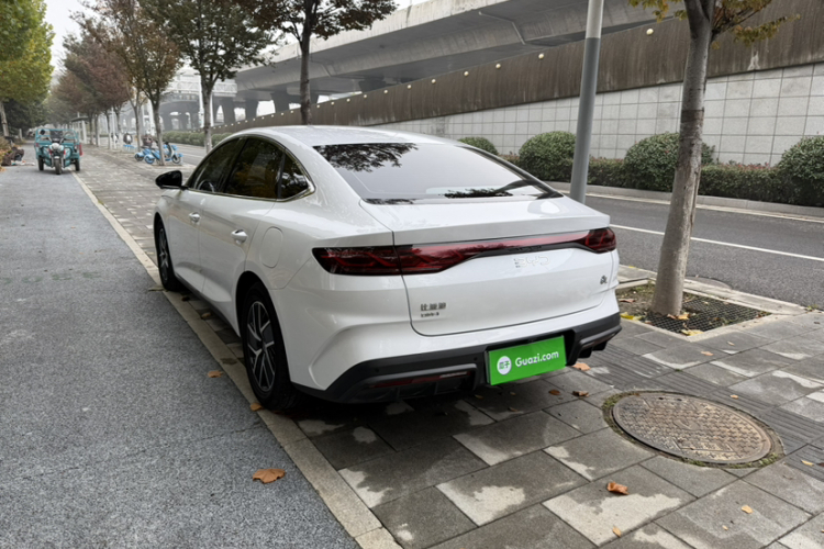 比亚迪 秦L 2024款 DM-i 80KM超越型车身外观6008