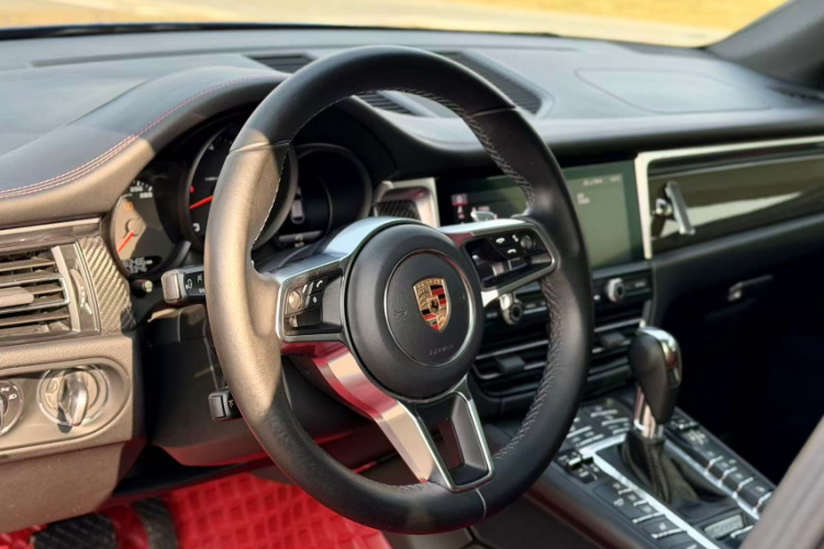 保时捷 2018款 Macan 2.0T中控内饰7003