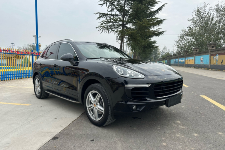 保时捷 2015款 Cayenne 3.0T车身外观6002