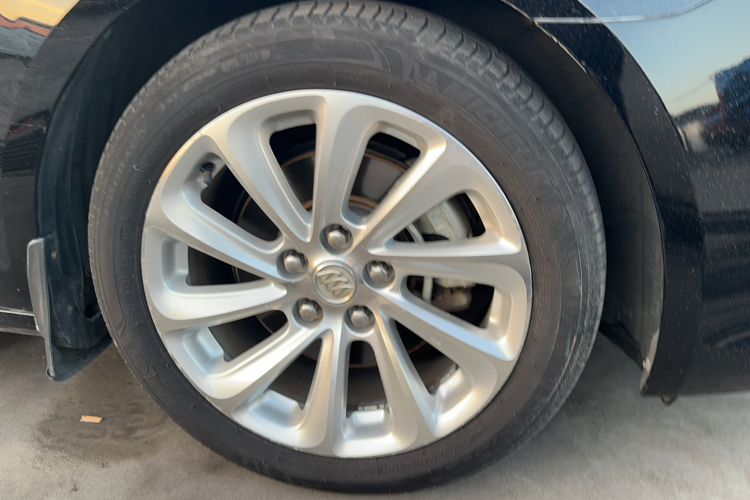 别克 君越 2013款 3.0L SIDI V6智享旗舰型车身外观6007