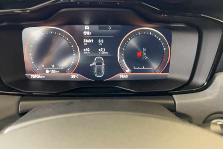 领克02 2021款 1.5TD DCT两驱劲 冠军版中控内饰15