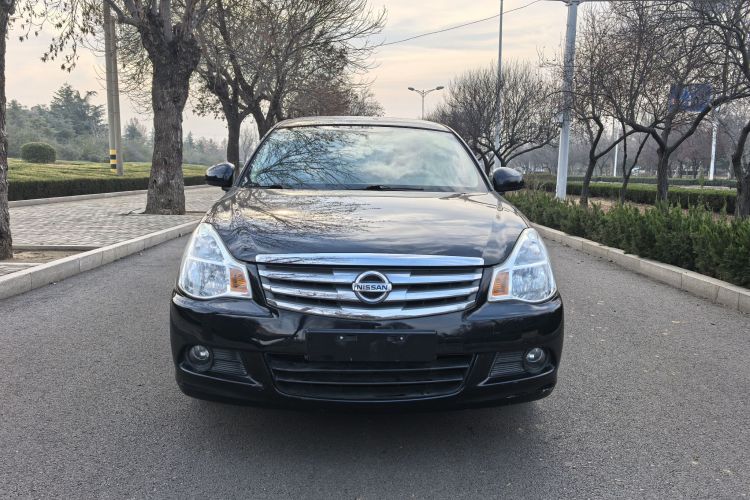 日产 轩逸 2012款 经典 1.6XE 自动舒适版车身外观6005