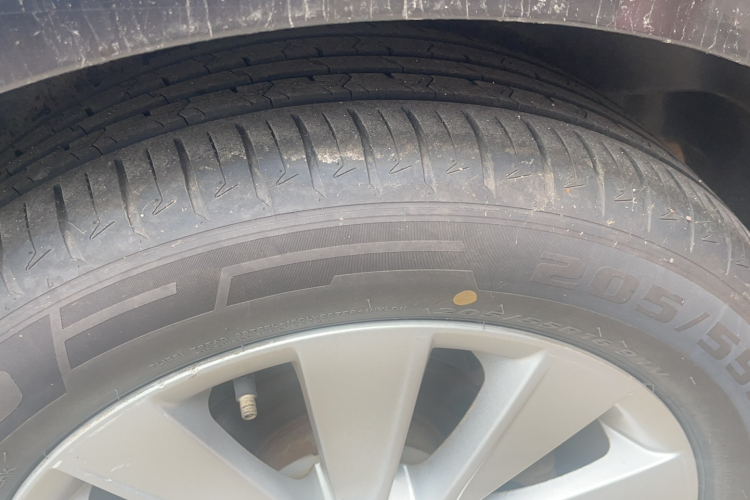 大众 朗逸 2013款 改款经典 1.6L 自动舒适版局部细节9005