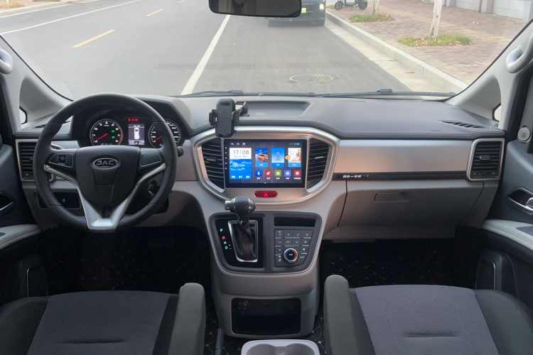 江淮瑞风 瑞风M4 2022款 2.0TGDI 自动商旅版中控内饰7004