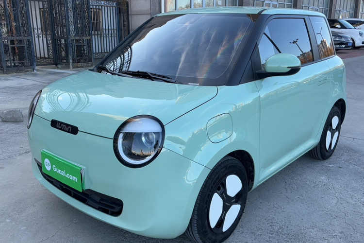 长安启源 长安Lumin 2023款 205km 香沁款车身外观1