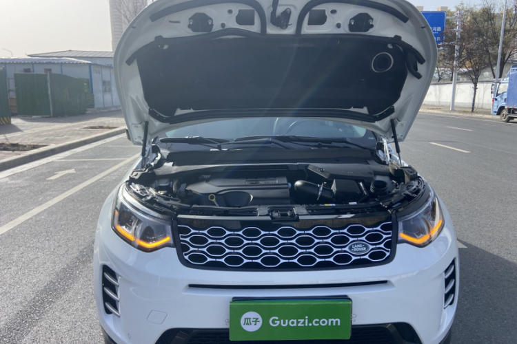 路虎 发现运动版 2024款 豪华定制版中控内饰7008