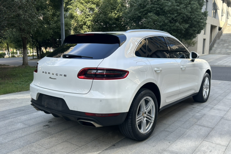 保时捷 2014款 Macan 2.0T车身外观6005