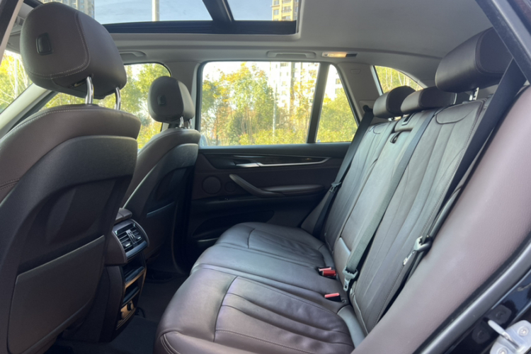 宝马X5(进口) 2018款 xDrive28i中控内饰7002