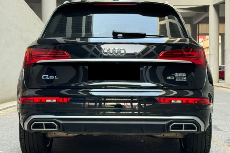 奥迪Q5L 2022款 改款 40T 豪华动感型中控内饰7008