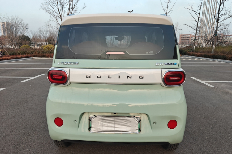 五菱汽车 宏光MINIEV 2024款 第三代 215km 进阶版车身外观6010