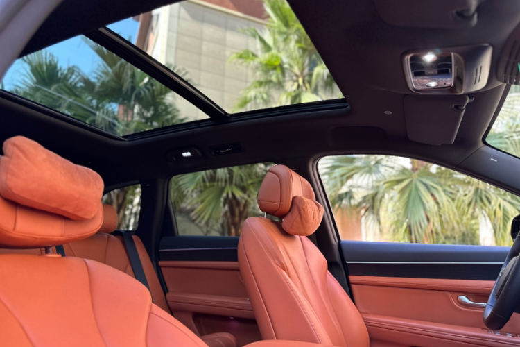 鸿蒙智行 问界M7 2024款 1.5T 智驾四驱Ultra版 5座中控内饰7006