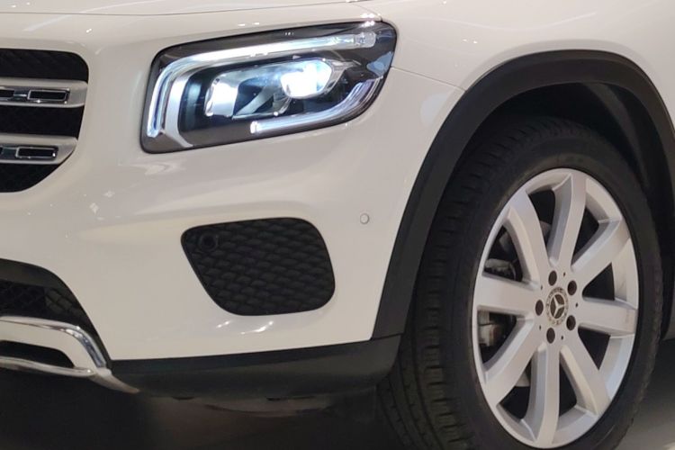 奔驰GLB 2020款 改款 GLB 200 时尚型局部细节36