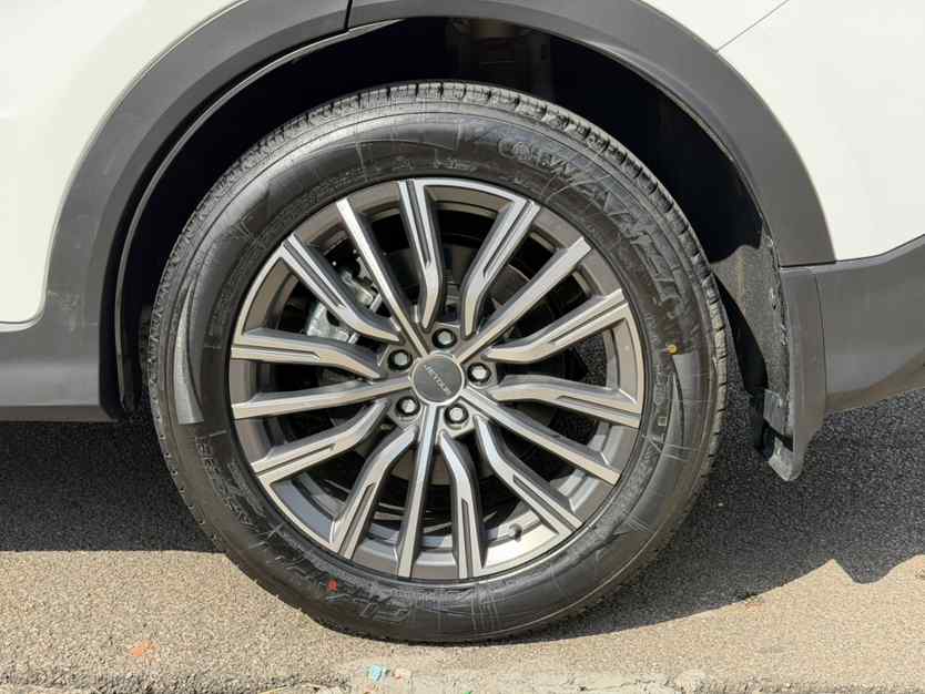 捷途X70 PLUS 2025款 冠军版 1.5T DCT冠军PRO 5座(2)