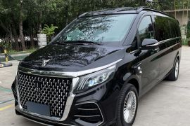 奔驰 威霆 2023款 2.0T 精英版 7座