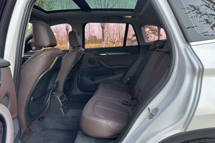 宝马X1 2018款 sDrive18Li 尊享型局部细节22