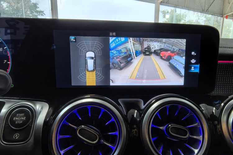 奔驰GLB 2021款 GLB 200 动感型中控内饰7006