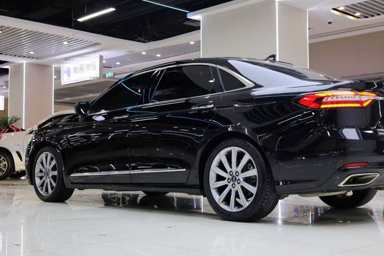 福特 金牛座 2019款 EcoBoost 245 尊享版车身外观6009