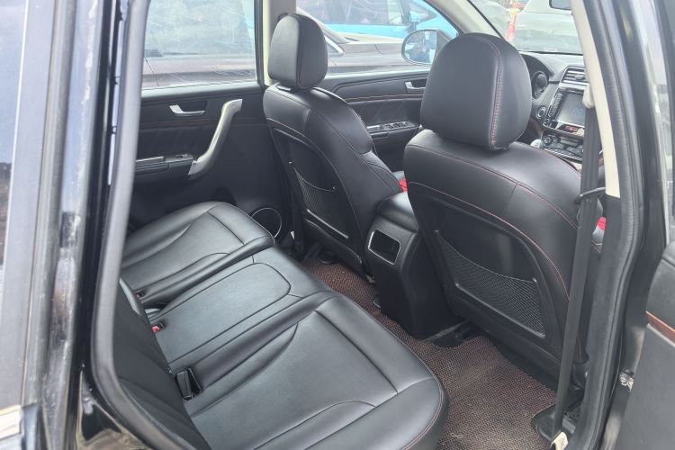 哈弗H6 2015款 改款 运动版 1.5T 手动两驱精英型中控内饰7005